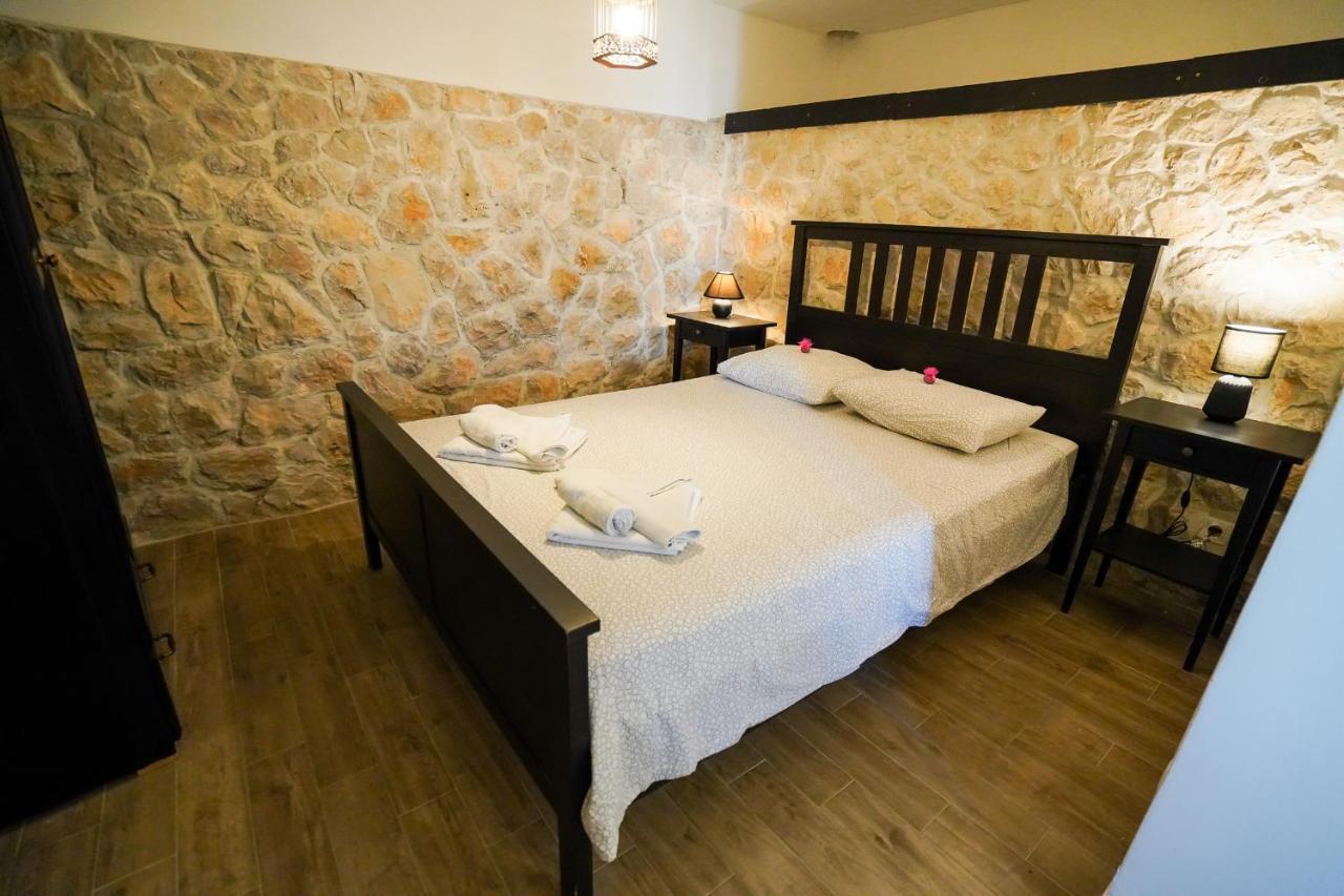 Apartments Ziggy Star Слатине Екстериор снимка